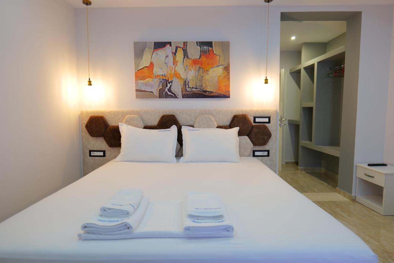 3 Islands 2 Hotel Ksamil Buitenkant foto